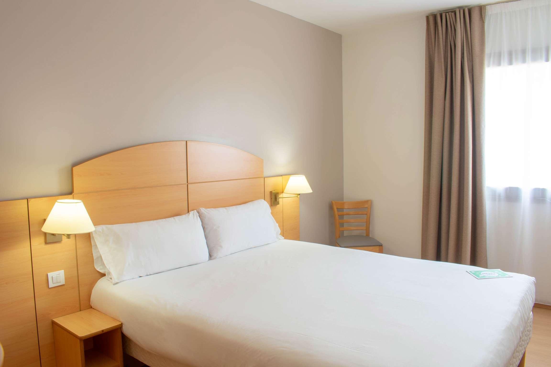 Travelodge Madrid Alcala De Henares Exterior photo