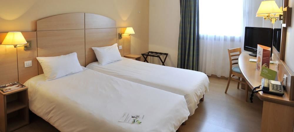 Travelodge Madrid Alcala De Henares Exterior photo