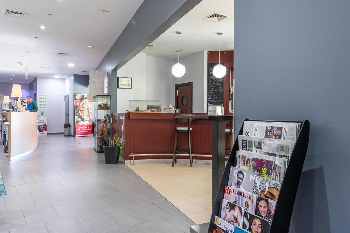 Travelodge Madrid Alcala De Henares Exterior photo